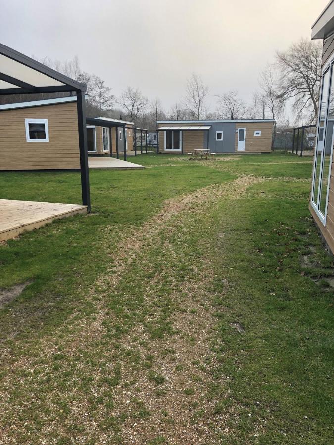 Camping De Duinhoeve Chalet Zeeland Not For Companies Burgh-Haamstede Zewnętrze zdjęcie