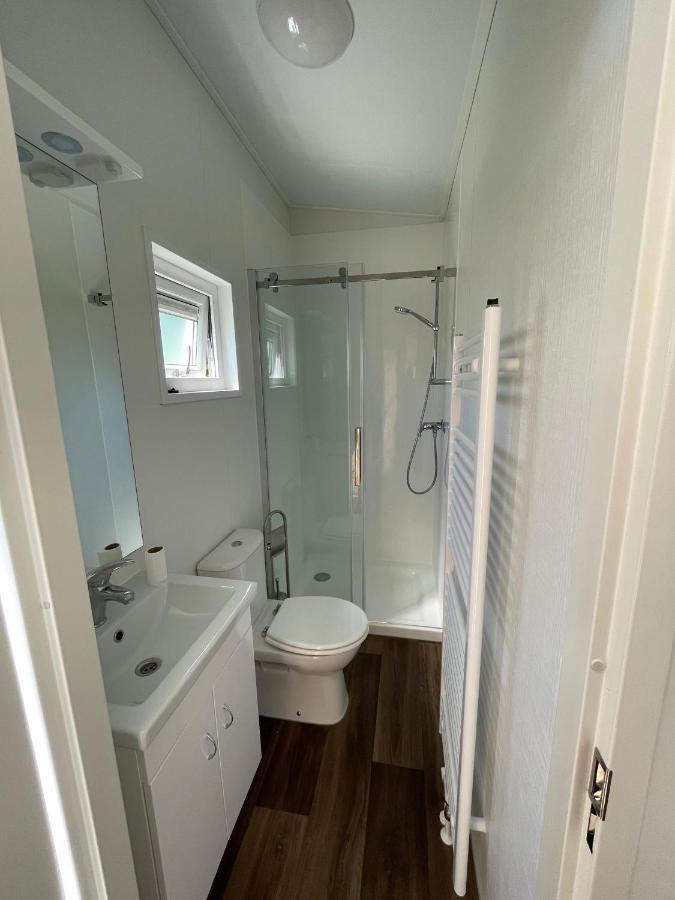 Camping De Duinhoeve Chalet Zeeland Not For Companies Burgh-Haamstede Zewnętrze zdjęcie